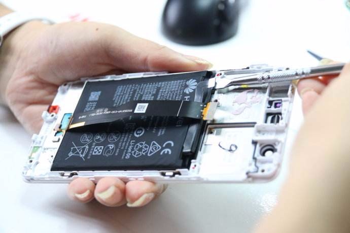 网传的iPhone硬解ID锁，你上当了吗？